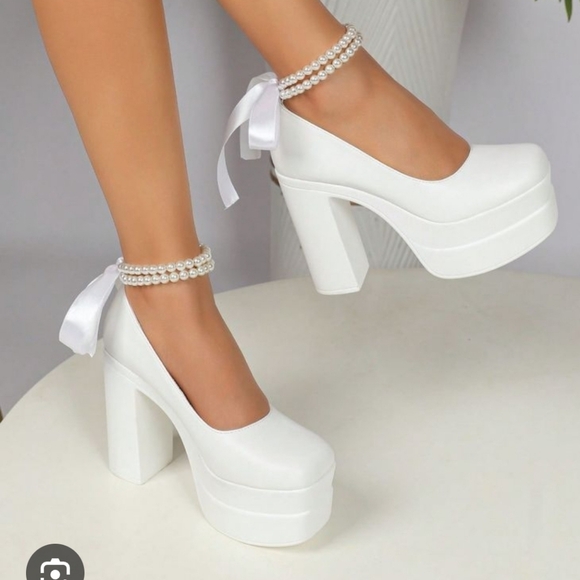 Women’s Pearl Decor Chunky Heeled Ankle Strap Heels – Size 6.5 (EU 37) - Picture 1 of 9